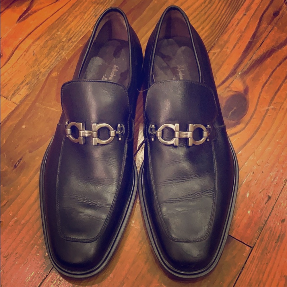 Salvatore Ferragamo Bit Black leather loafers